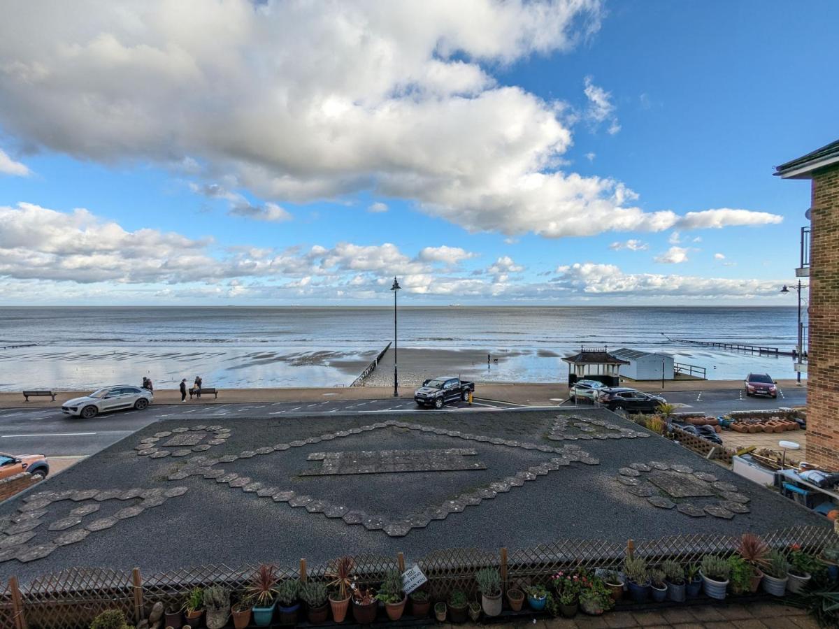 Shanklin Beach - Napier Exterior photo